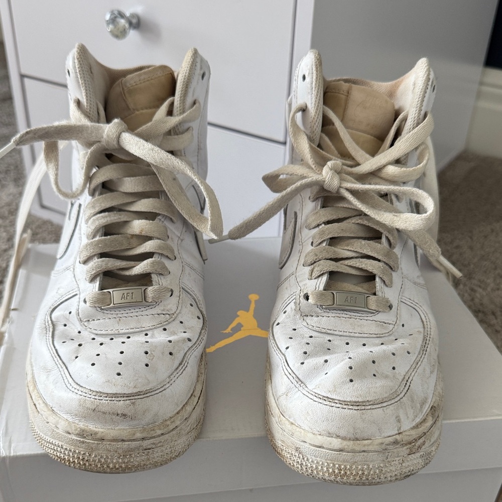 Nike Air Force 1 High-Top Sneakers women 9.5